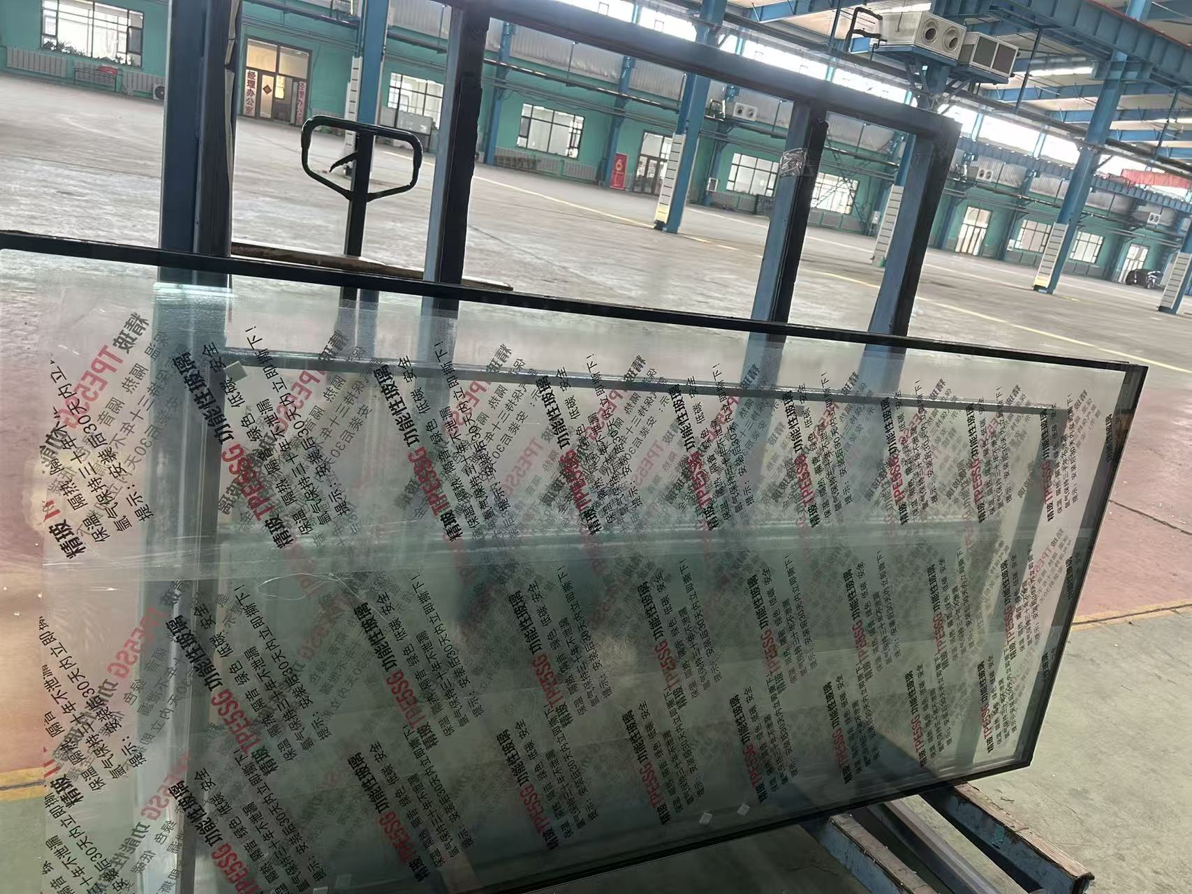 济南市玻璃源头工厂彩轴玻璃 - 方案